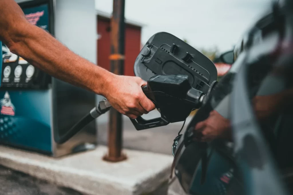 New Information: Mortgage Bankers Association predicts Modest Increase in Purchase Volume Next Year Gas price decrease sets the stage for higher buyer confidence